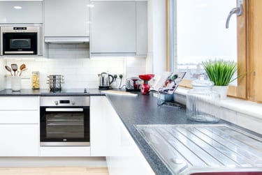 Standard Studio at New Orient House, Station Court, Imperial Road, Fulham, London, SW62EP - Image 4